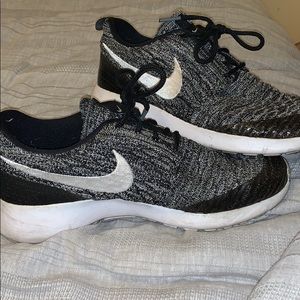 Nike Roshes
